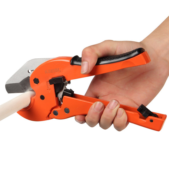 High-Quality PVC Pipe Cutter for Precision Cuts | KSEIBI