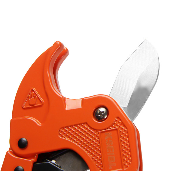 Premium PVC Pipe Cutter 301 for Precision Cuts | KSEIBI