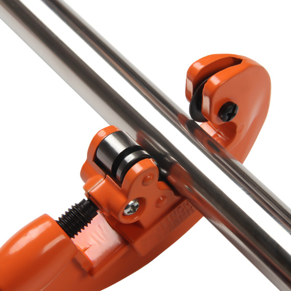 High-Quality Tube Cutter MC-28 for Precision Cutting | KSEIBI