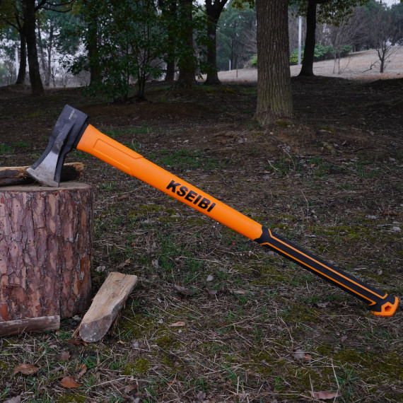 High-Quality Splitting Axe With Fiberglass Handle for Efficient Wood Splitting | KSEIBI